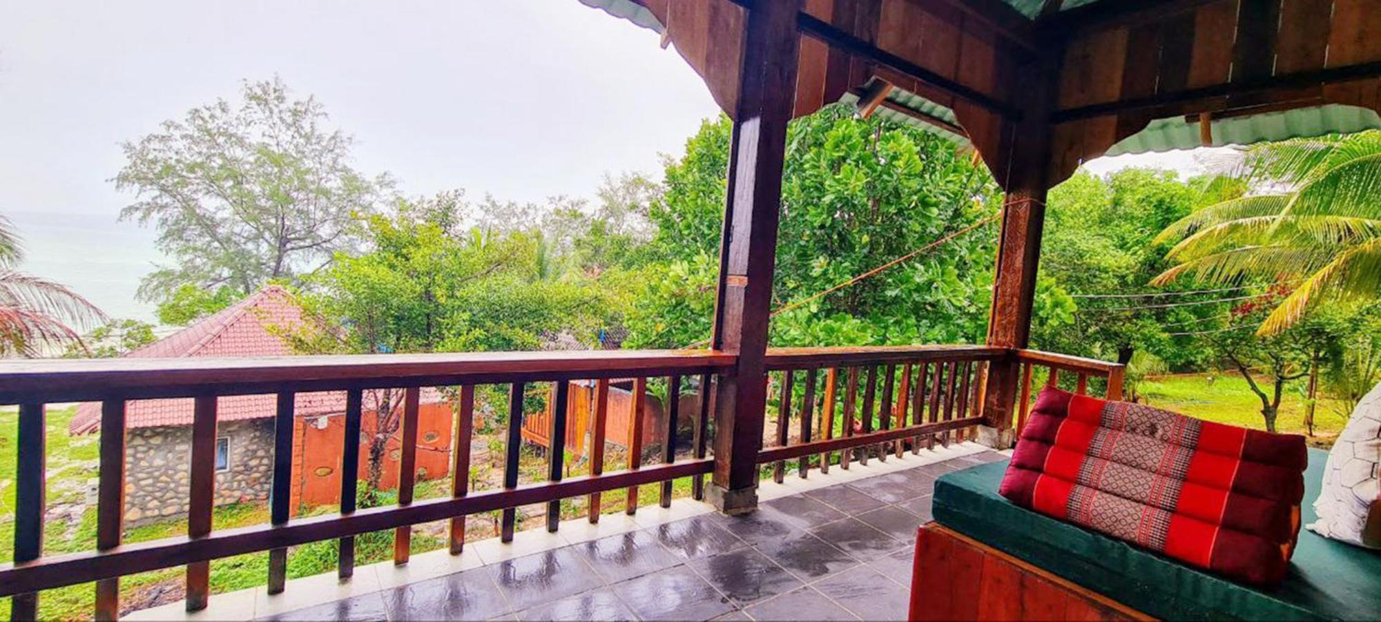 Europe Enchanted Villas Kaoh Touch Bagian luar foto