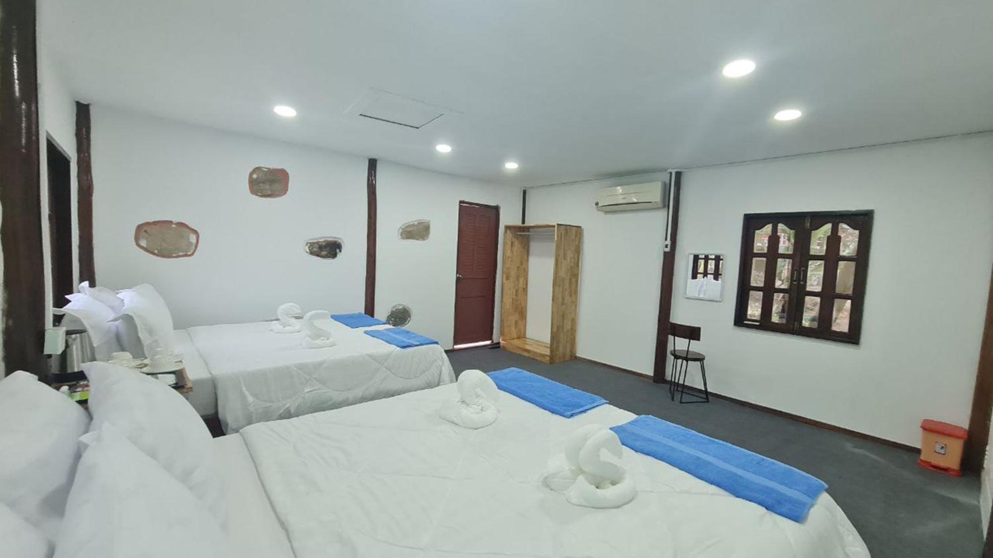 Europe Enchanted Villas Kaoh Touch Bagian luar foto