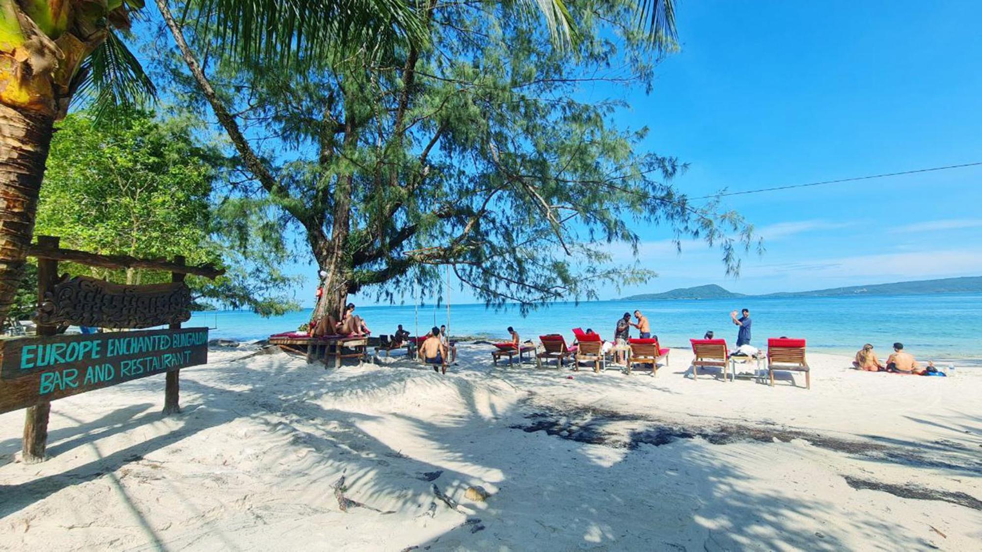Europe Enchanted Villas Kaoh Touch Bagian luar foto